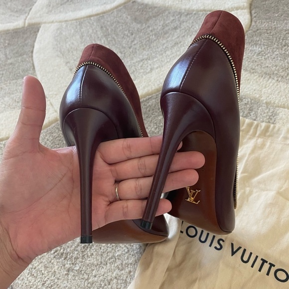 Louis Vuitton burgundy perfecto heels - Picture 3 of 8
